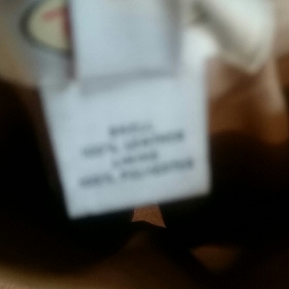 Talbots leather skirt - Picture 4 of 6